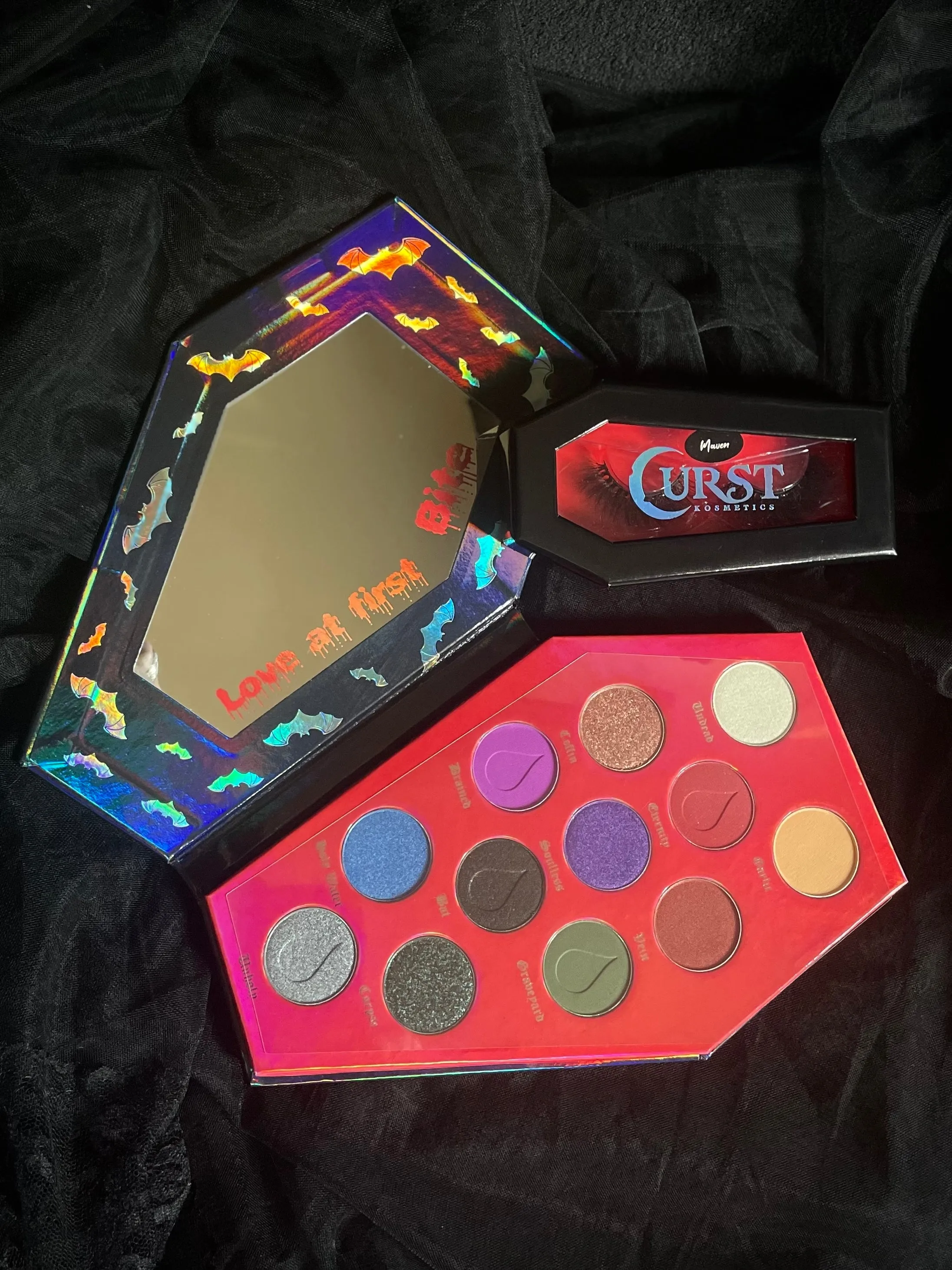 Curst Kosmetics BITES eyeshadow palette